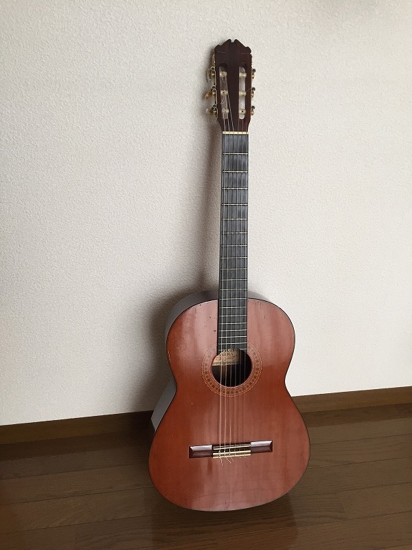 田村満銘愛用のギター